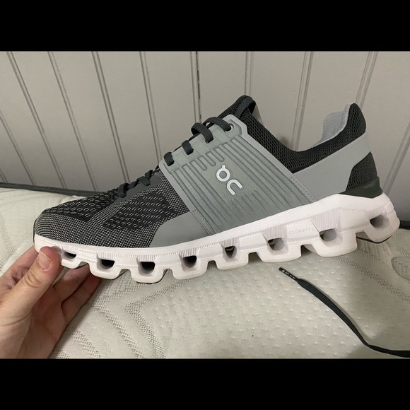 Shoes main image 4